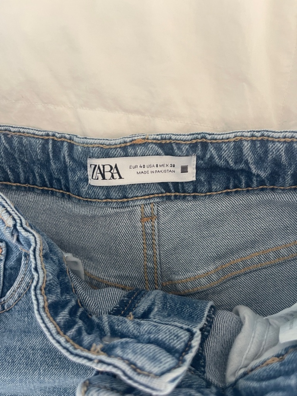 ZARA High-Rise Light Blue Denim Jeans